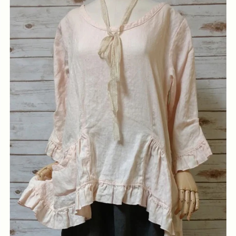 Lola Top by Heat’s Desire in Ivory Size XL - Picture 2 of 9